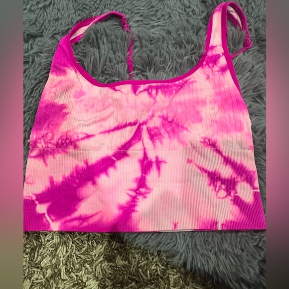 🩷🩷VS PINK SPORTS BRA S‎ - Picture 1 of 2